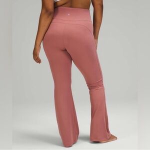 Lululemon Groove Super-High-Rise Flared Pant *Nulu Size 6